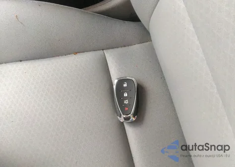 2017 Chevrolet Malibu Hybrid z USA, uszkodzony, nr VIN 1G1ZJ5SU3HF264882